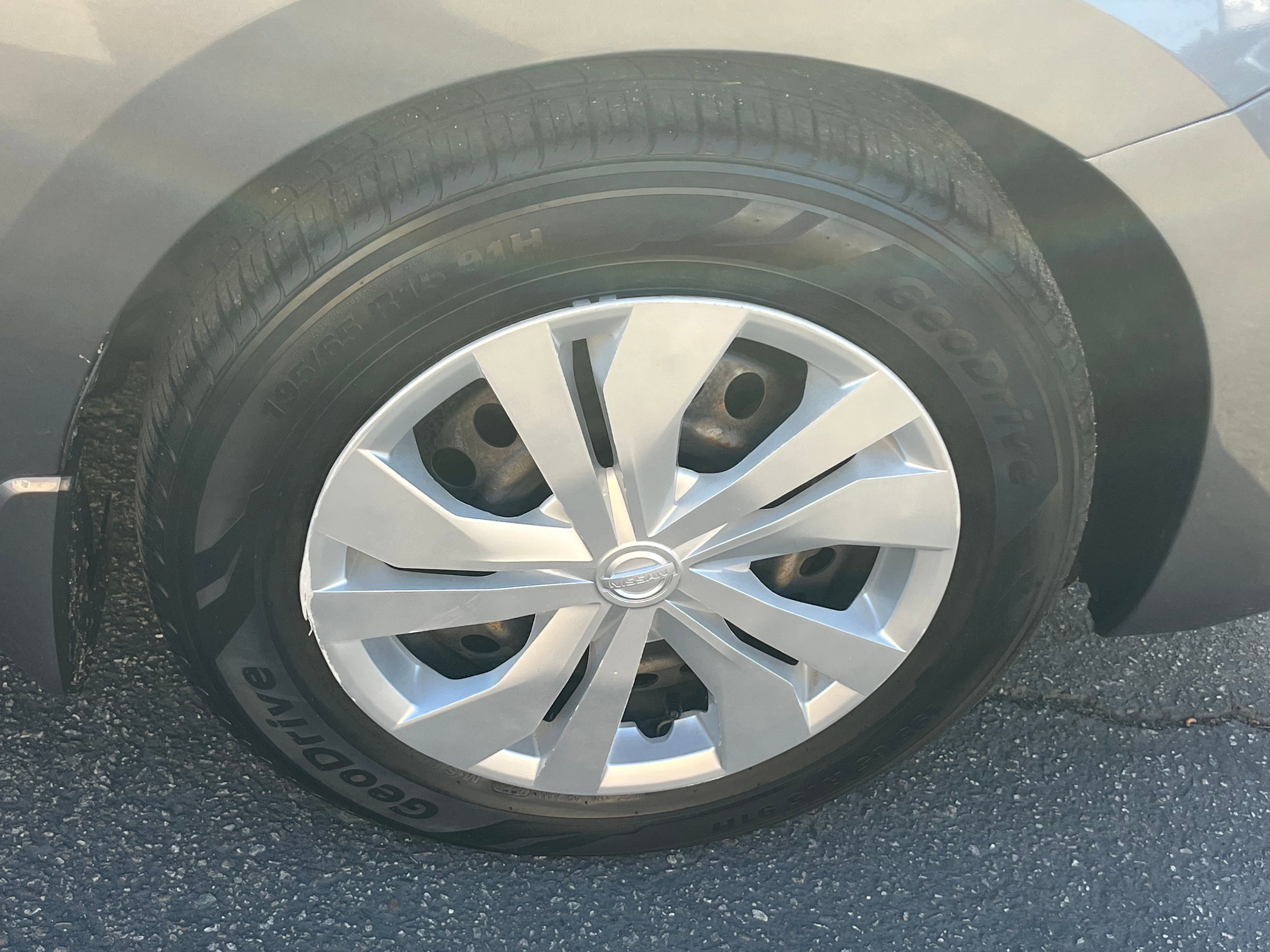 Vehicle image 67 of 68