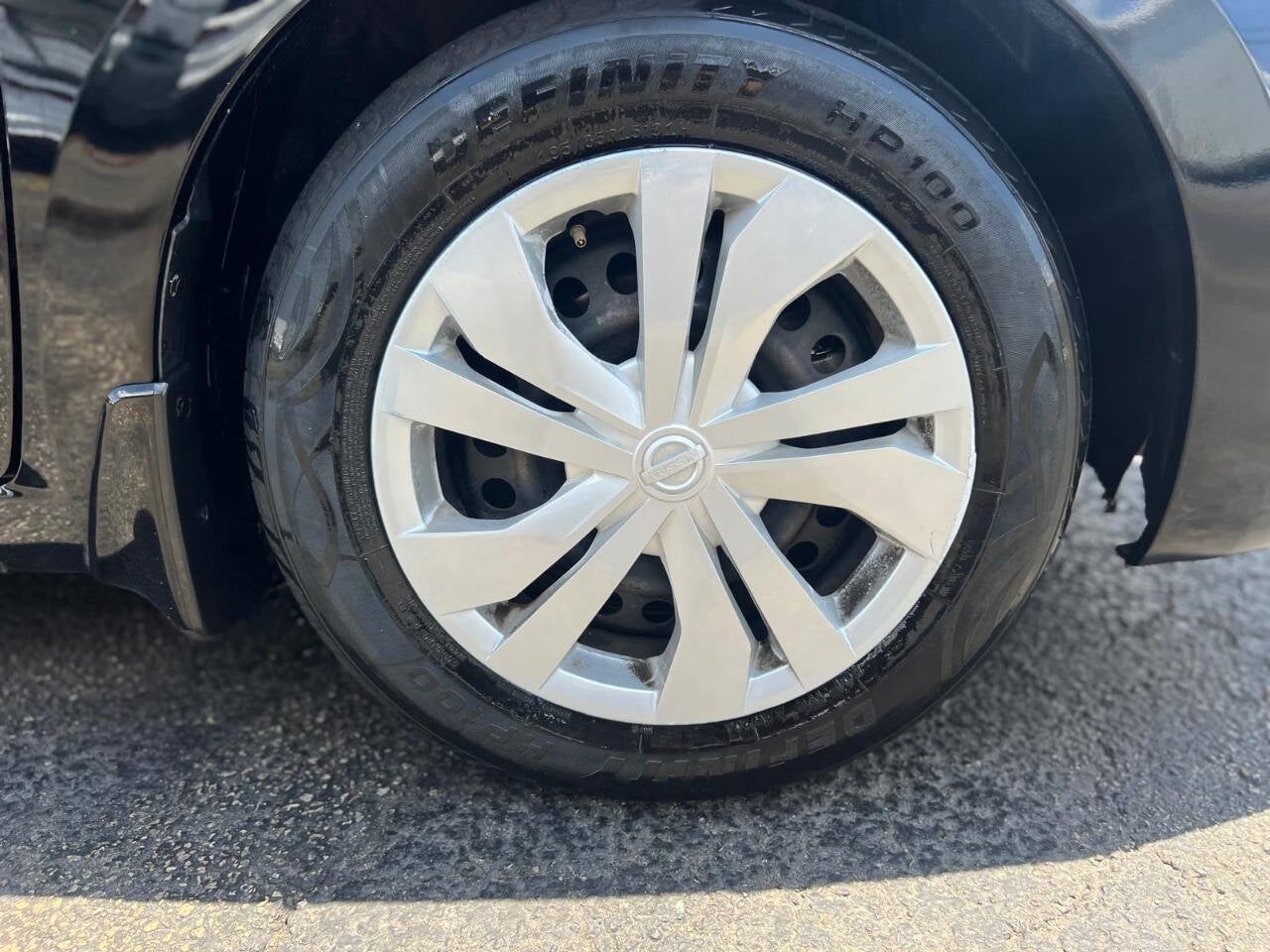 Vehicle image 12 of 42