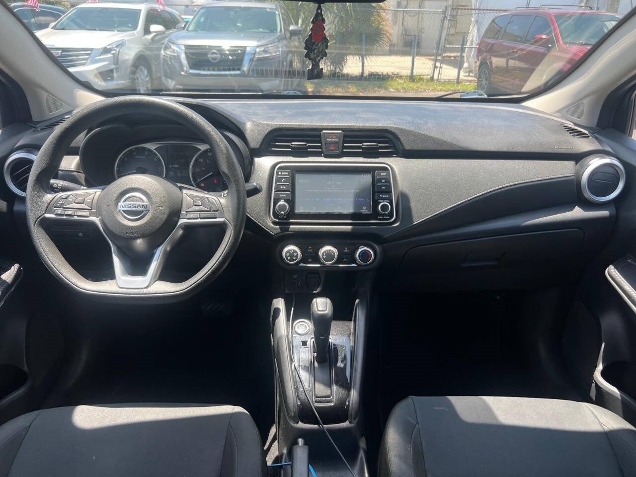 Vehicle image 20 of 42