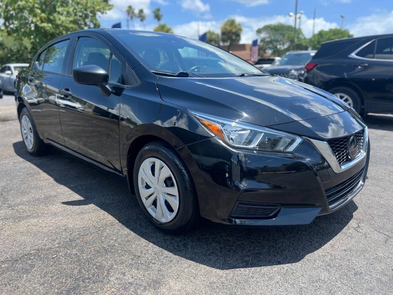 Vehicle image 4 of 42