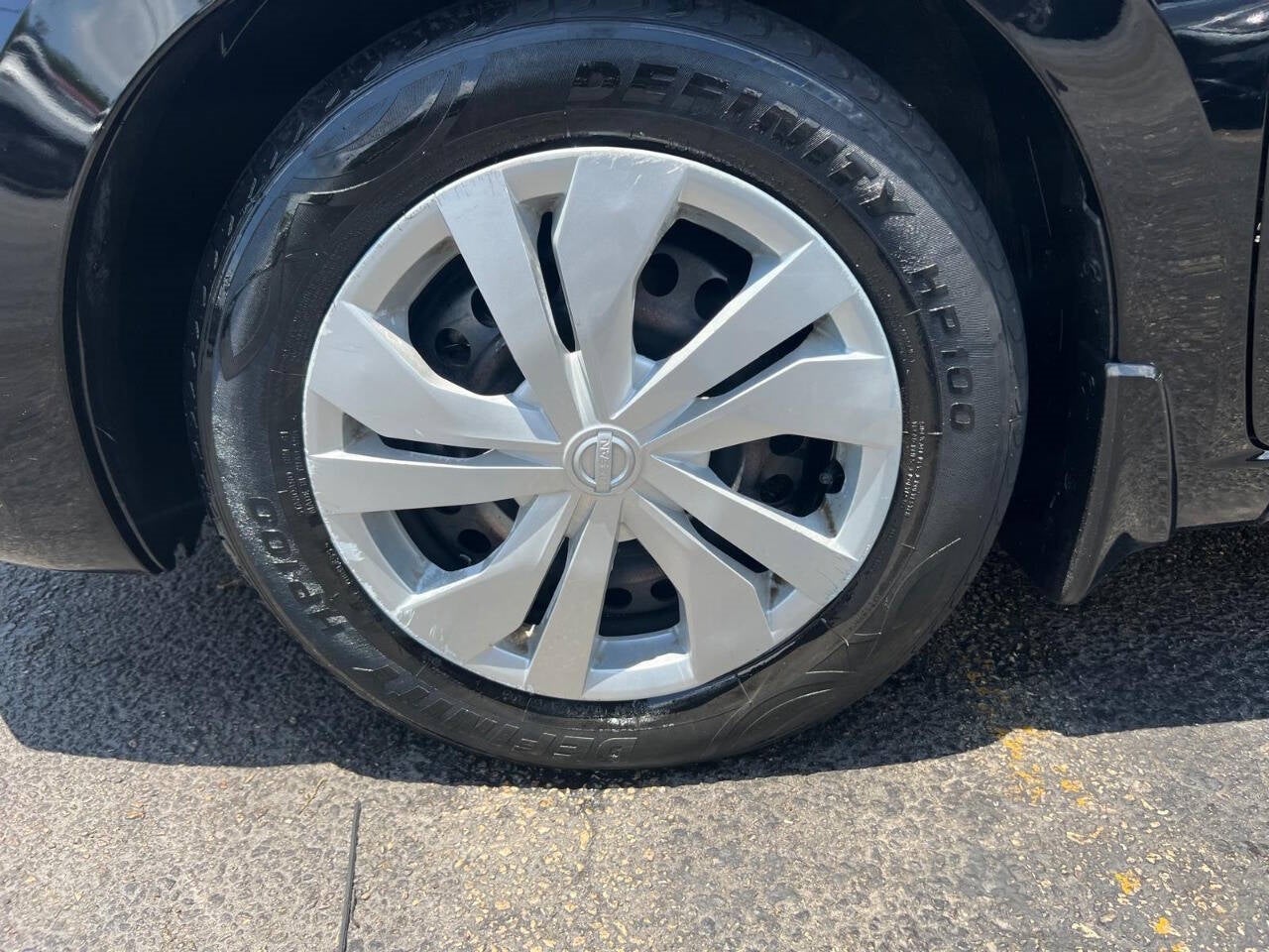 Vehicle image 13 of 42