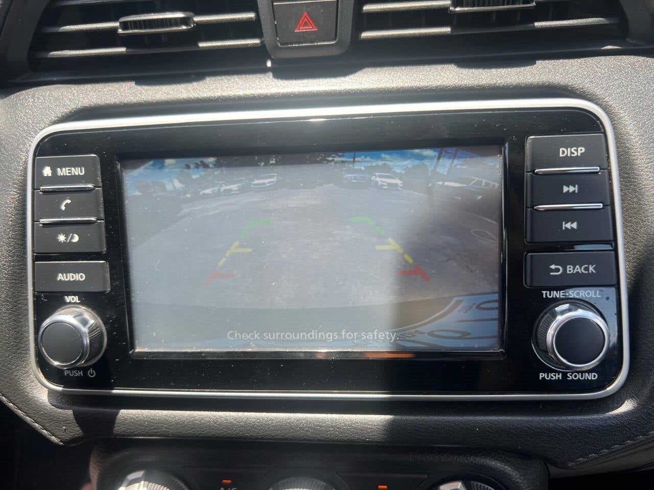 Vehicle image 27 of 42