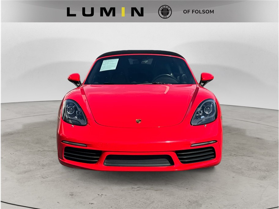 2021 Porsche 718 Boxster Image 2 of 22