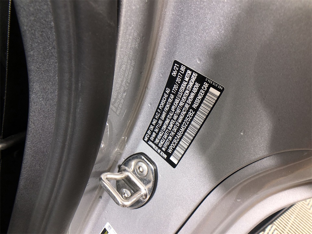 2021 Porsche 718 Boxster S Image 25 of 28