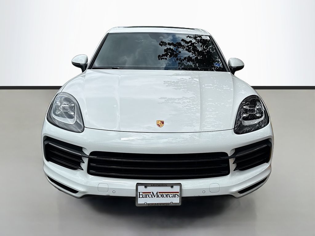2021 Porsche Cayenne Base Image 3 of 30