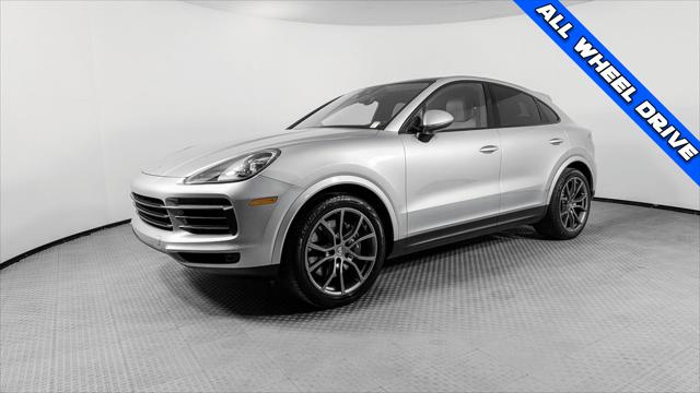 2021 Porsche Cayenne Base Image 2 of 37