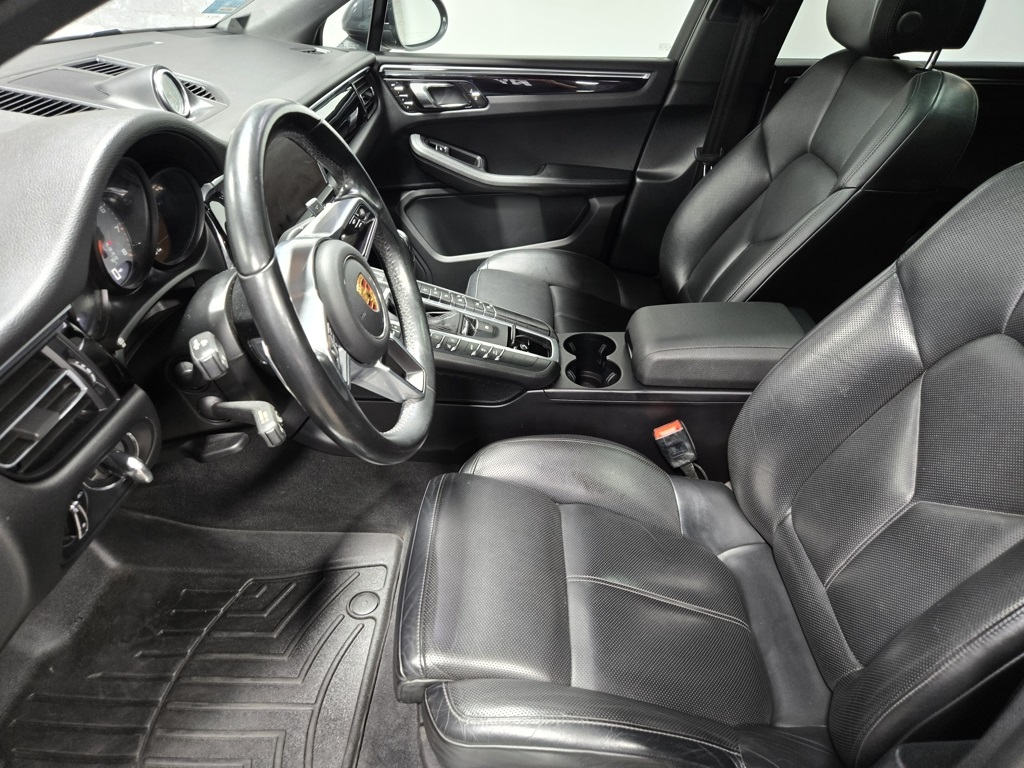 2021 Porsche Macan S Image 58 of 65