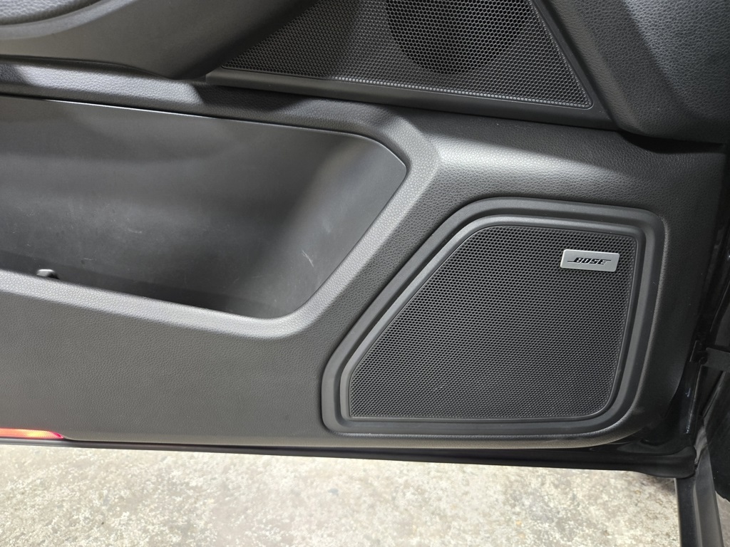 2021 Porsche Macan S Image 52 of 65