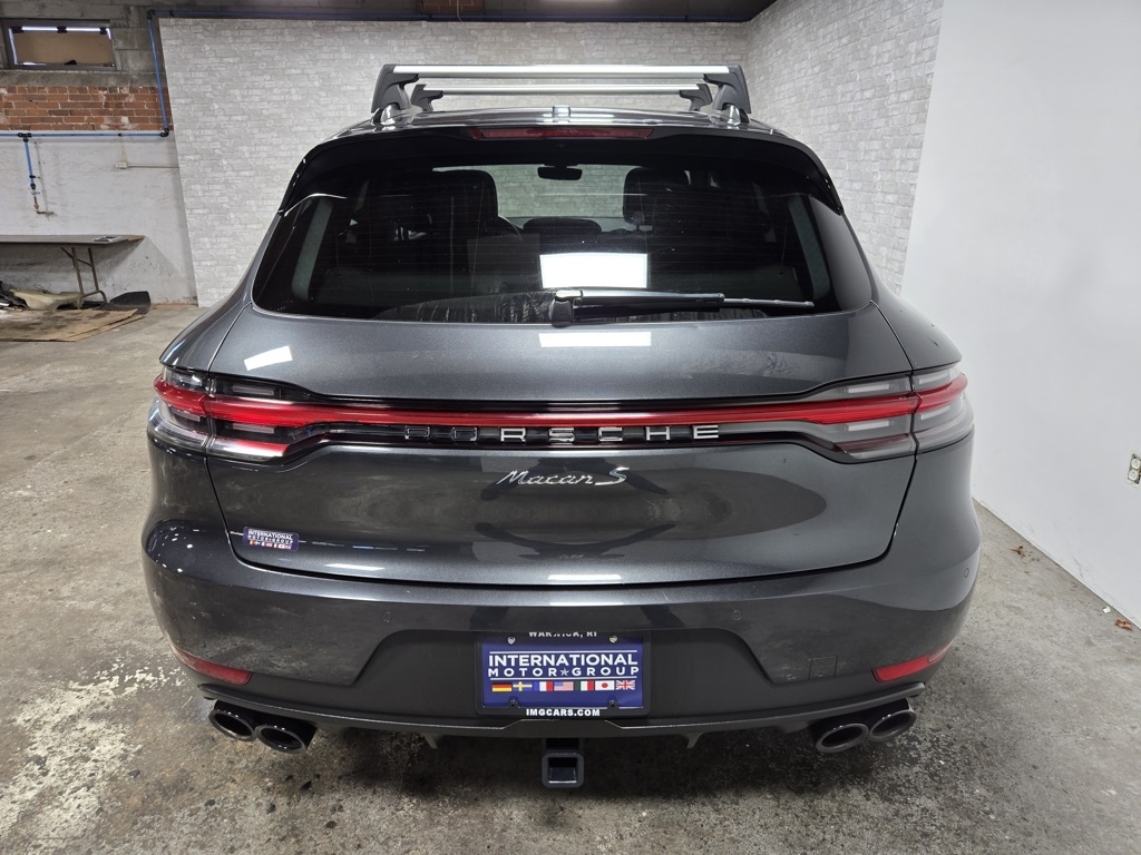 2021 Porsche Macan S Image 7 of 65