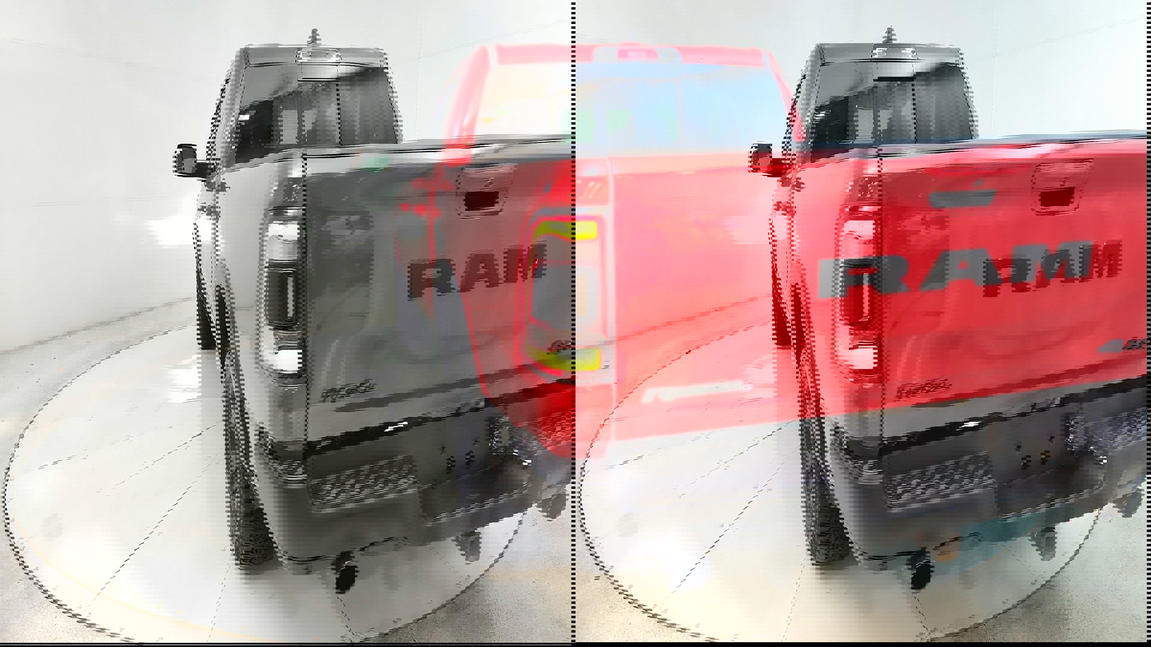 Vehicle image 32 of 35