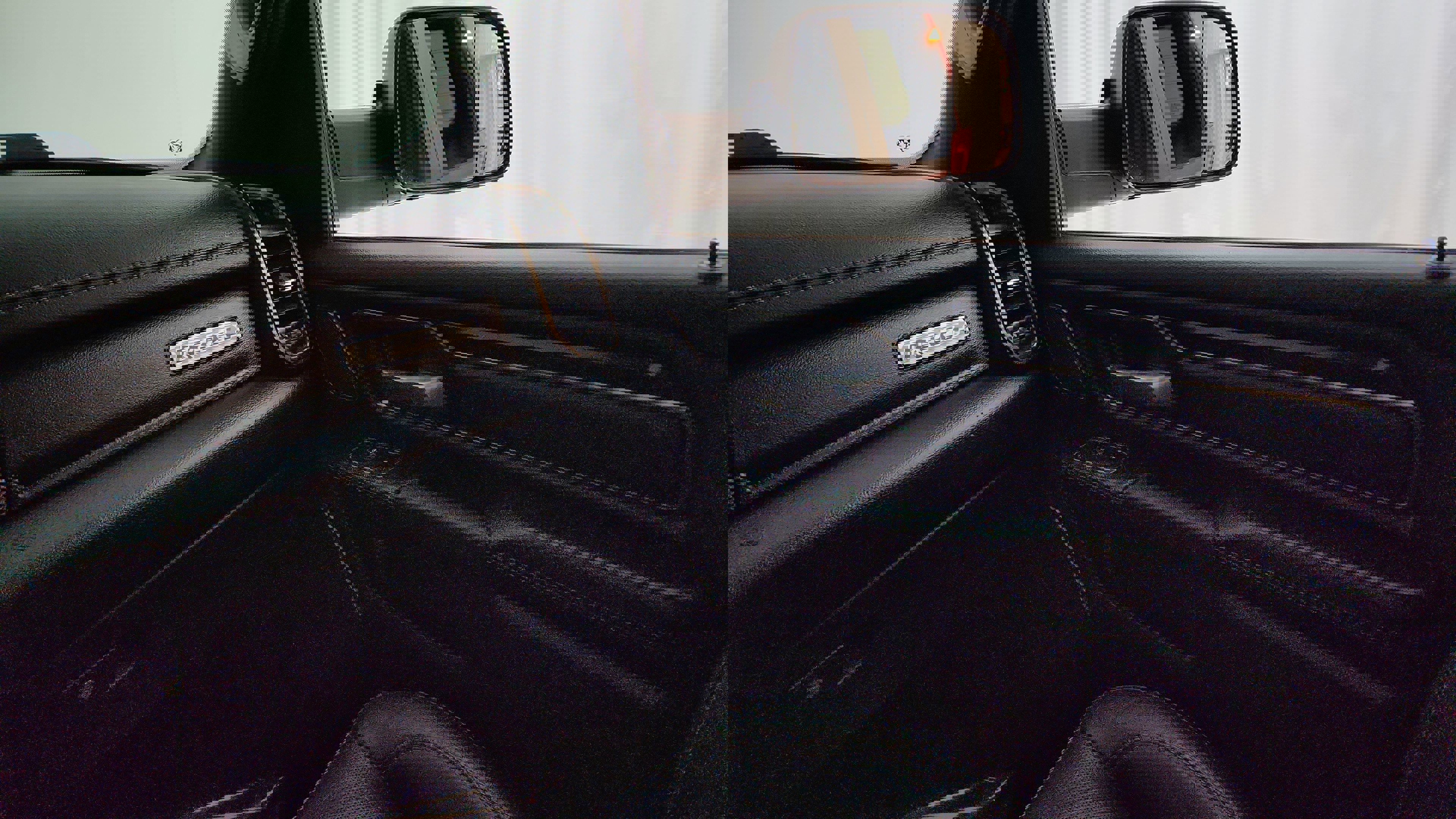 Vehicle image 20 of 35