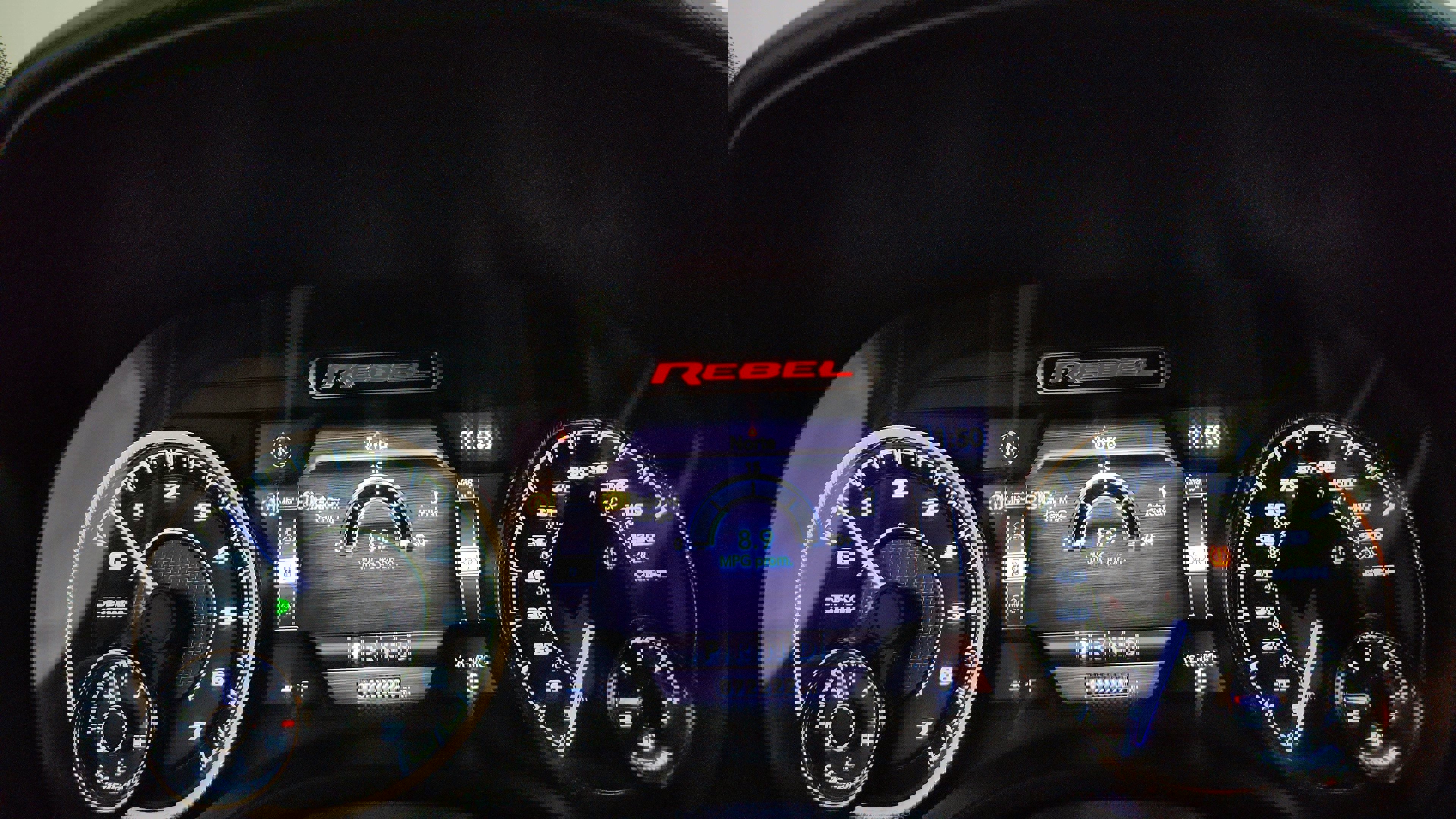 Vehicle image 25 of 35