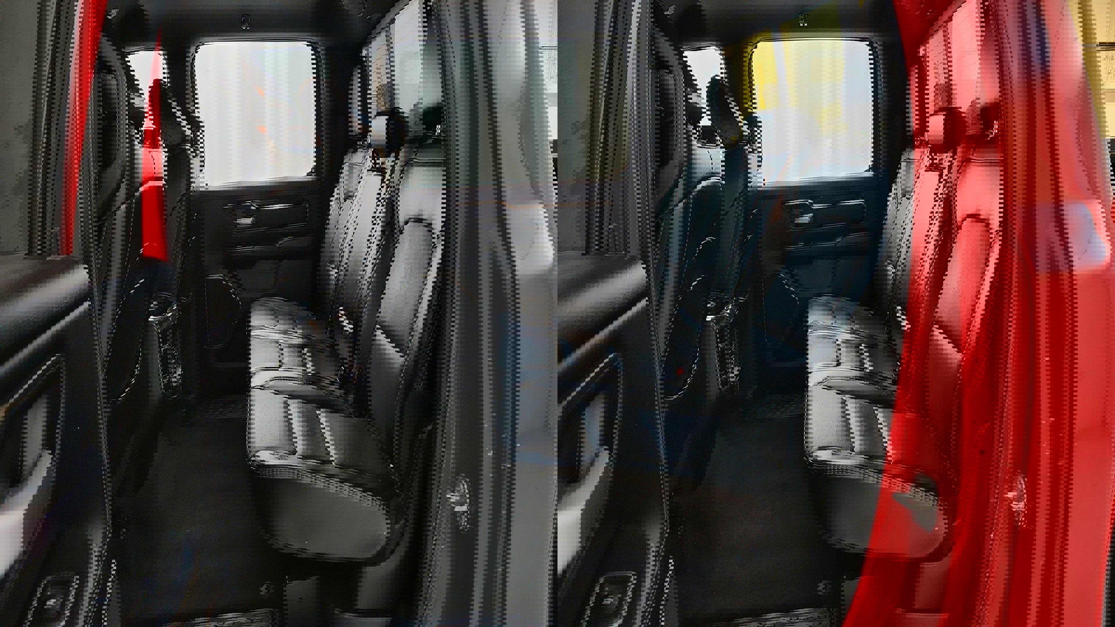 Vehicle image 19 of 35