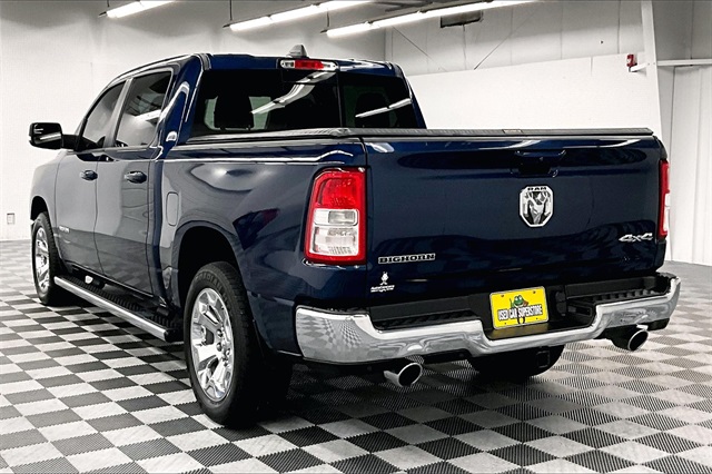 Vehicle image 5 of 41