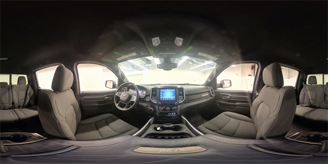 Vehicle image 35 of 41