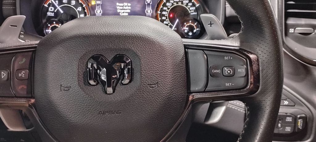 Vehicle image 40 of 53