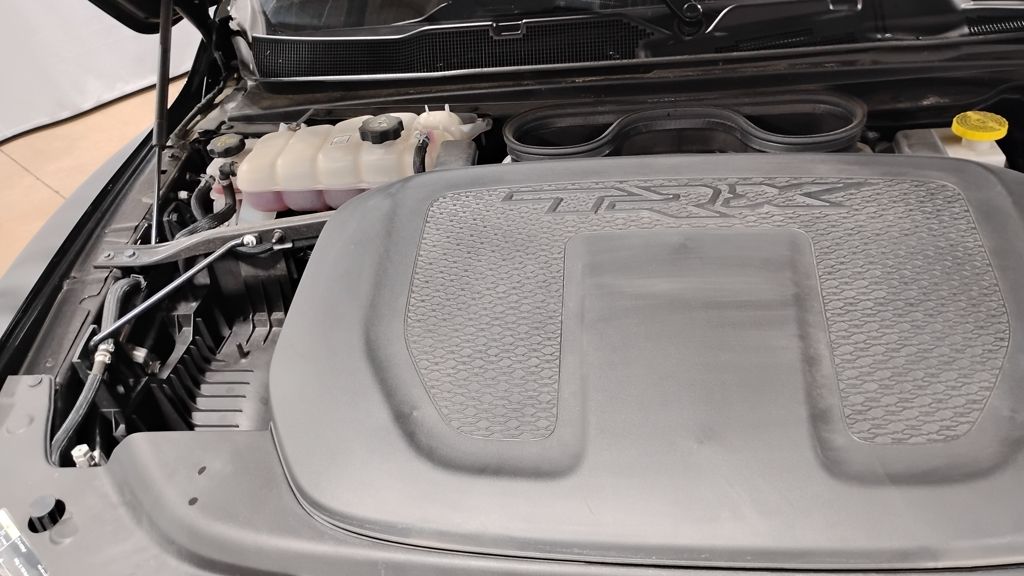 Vehicle image 21 of 53