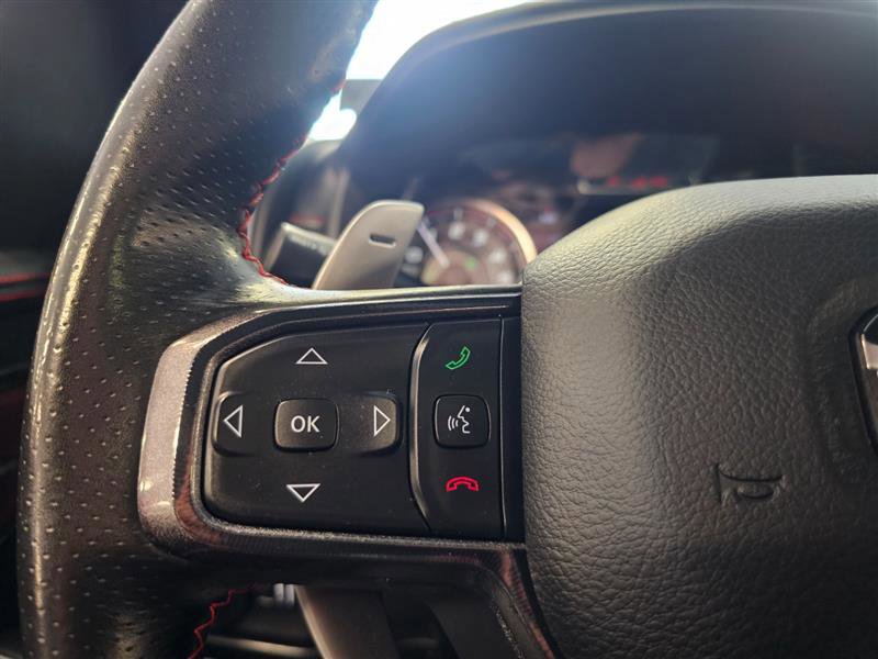 Vehicle image 24 of 29