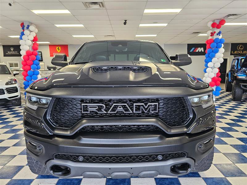 Vehicle image 2 of 29