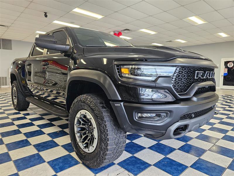 Vehicle image 3 of 29
