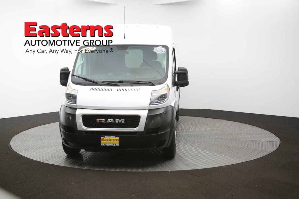 Vehicle image 25 of 60