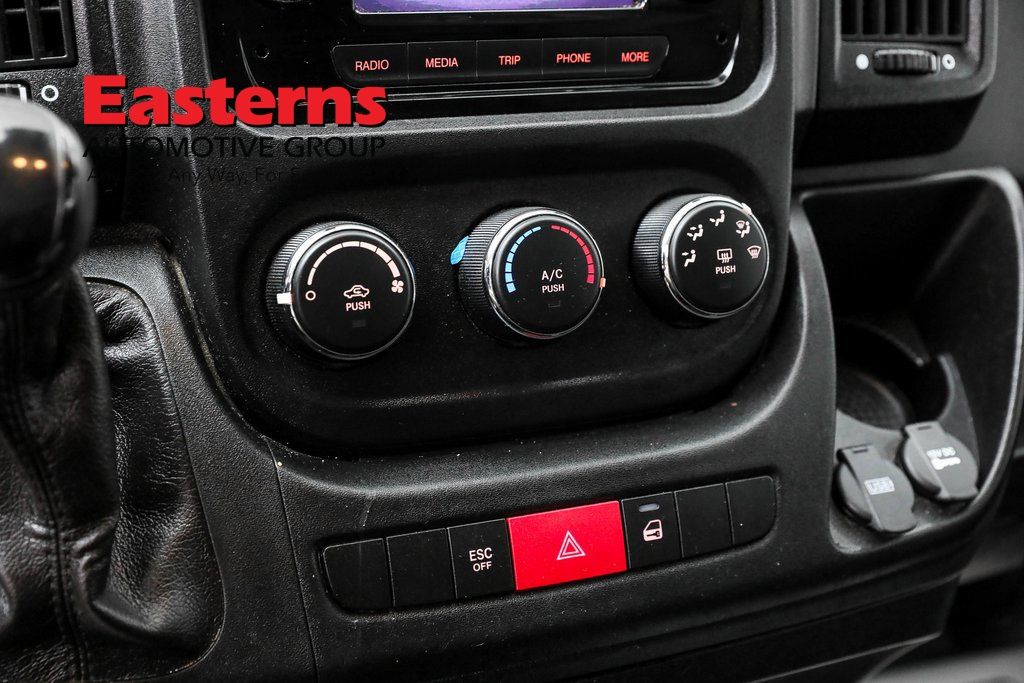 Vehicle image 48 of 60