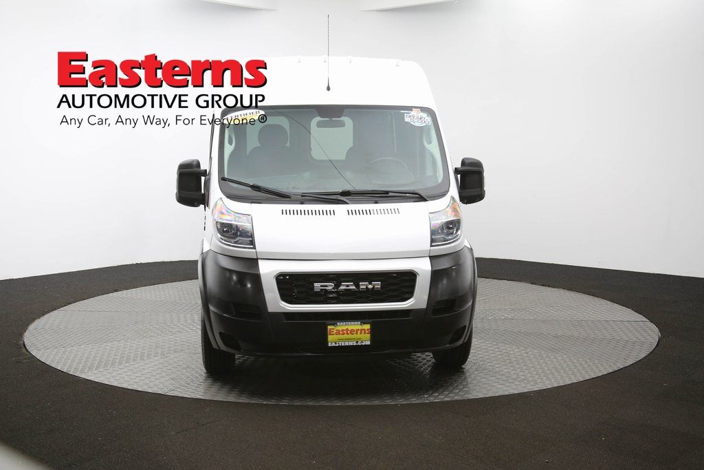 Vehicle image 4 of 60