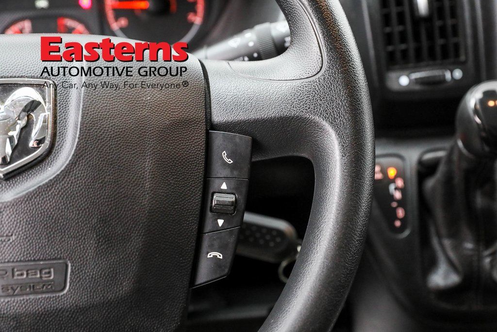 Vehicle image 45 of 60