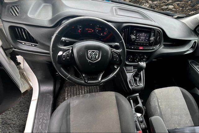 Vehicle image 15 of 33