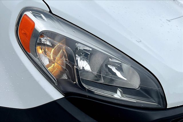 Vehicle image 29 of 33