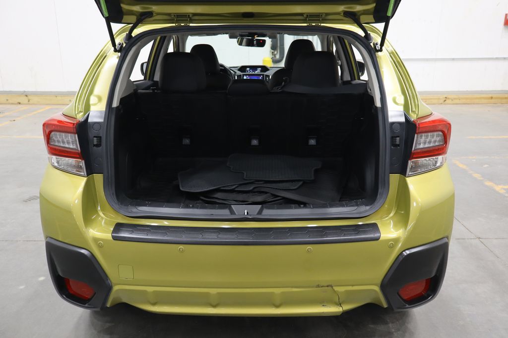 Vehicle image 11 of 38