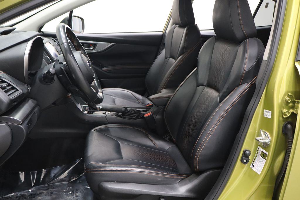 Vehicle image 9 of 38