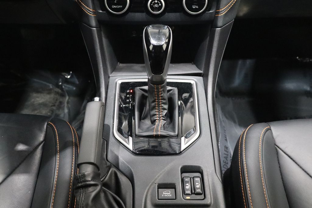 Vehicle image 31 of 38