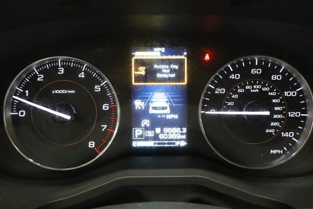 Vehicle image 21 of 38