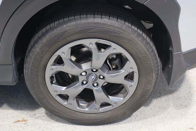 Vehicle image 7 of 40