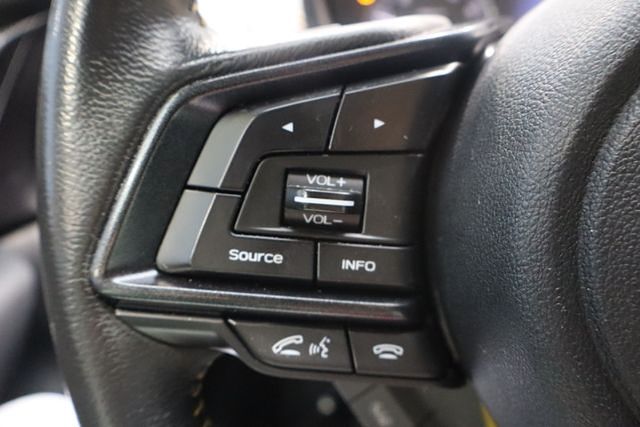 Vehicle image 29 of 40