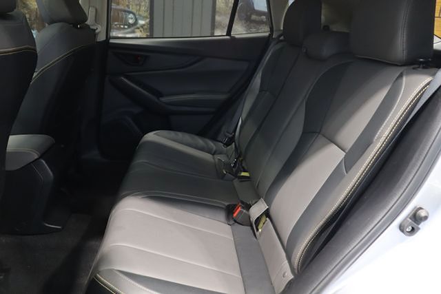 Vehicle image 11 of 40
