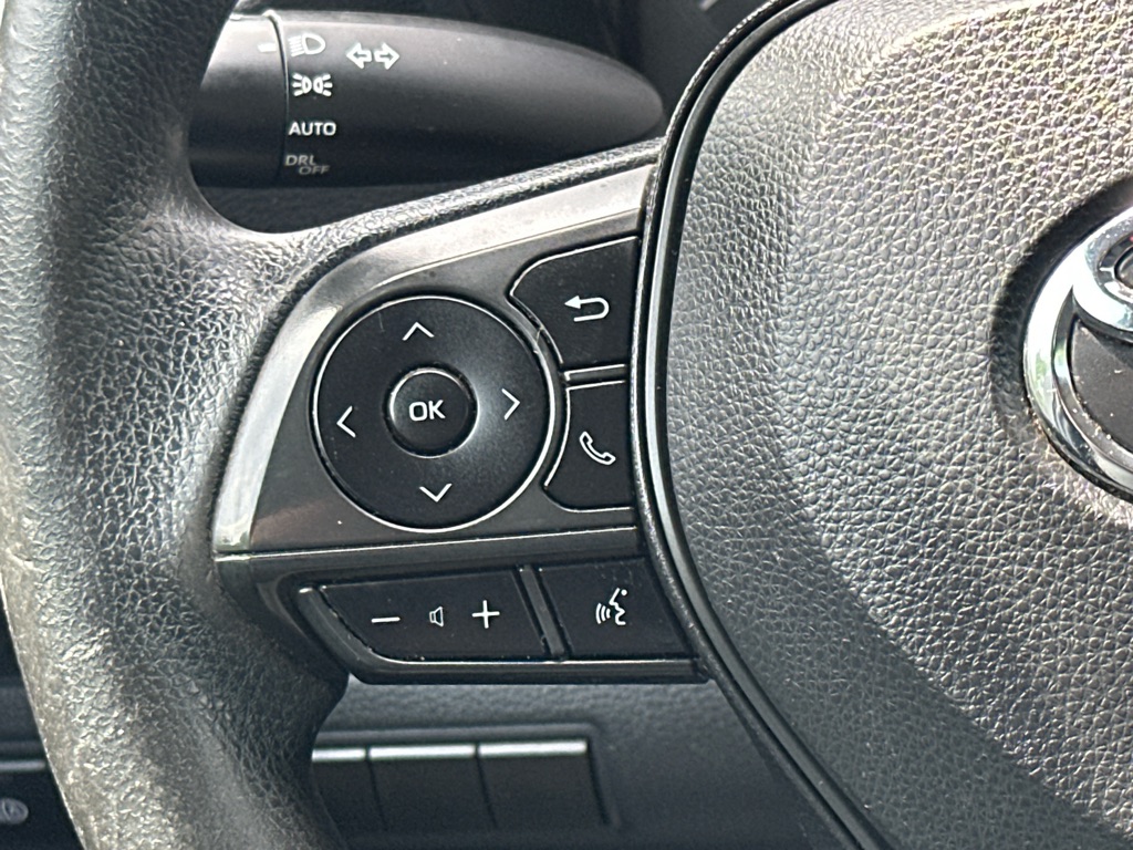 Vehicle image 24 of 34