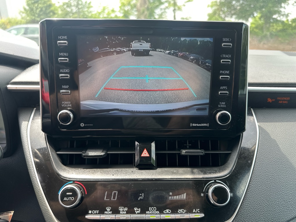 Vehicle image 27 of 34