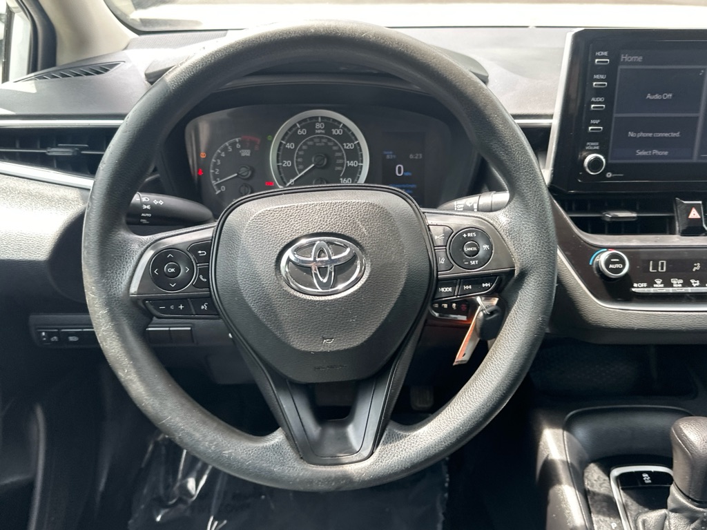 Vehicle image 22 of 34