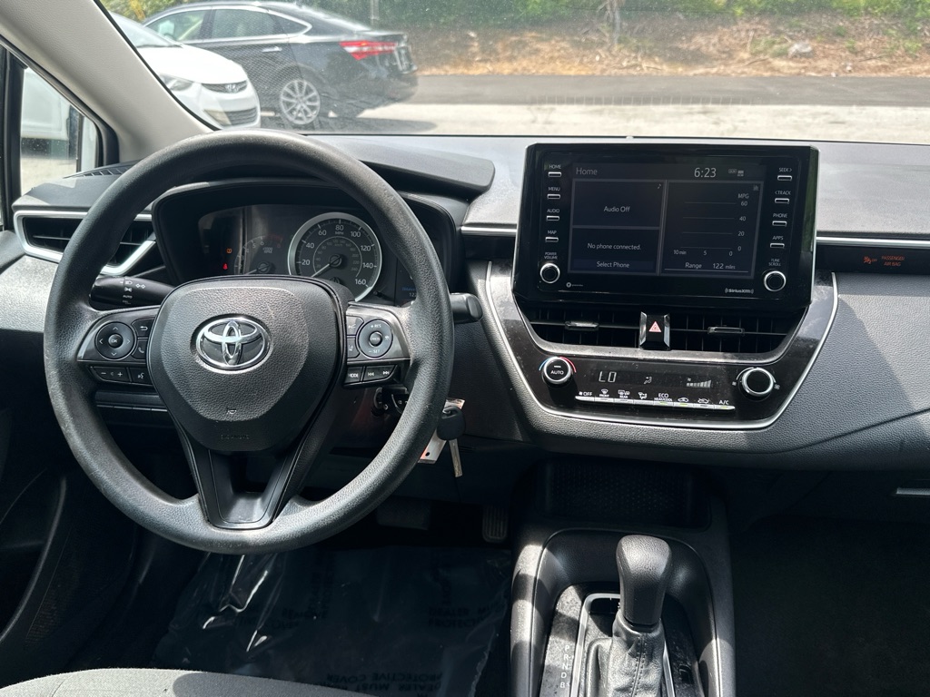 Vehicle image 28 of 34