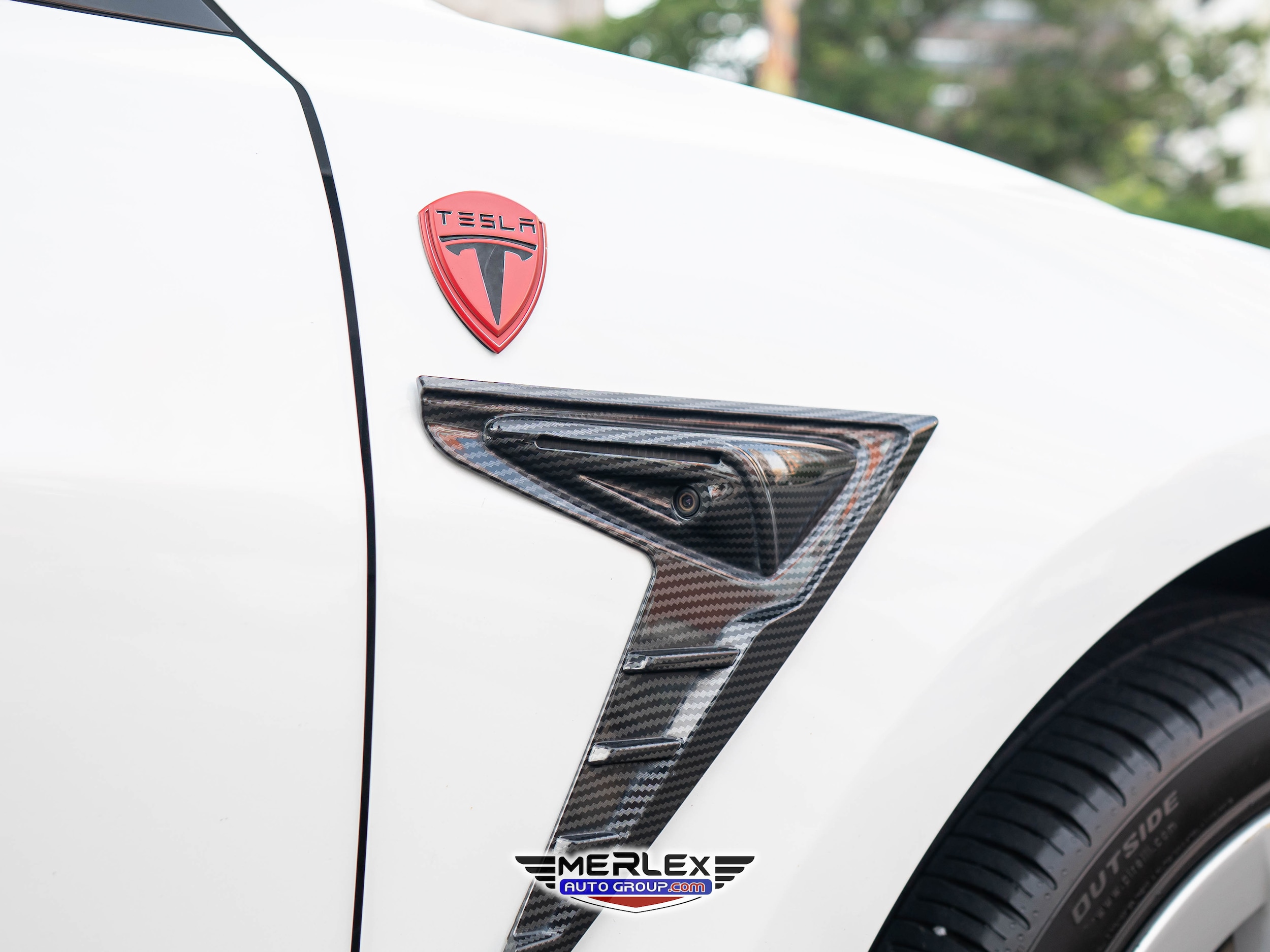 Vehicle image 40 of 49