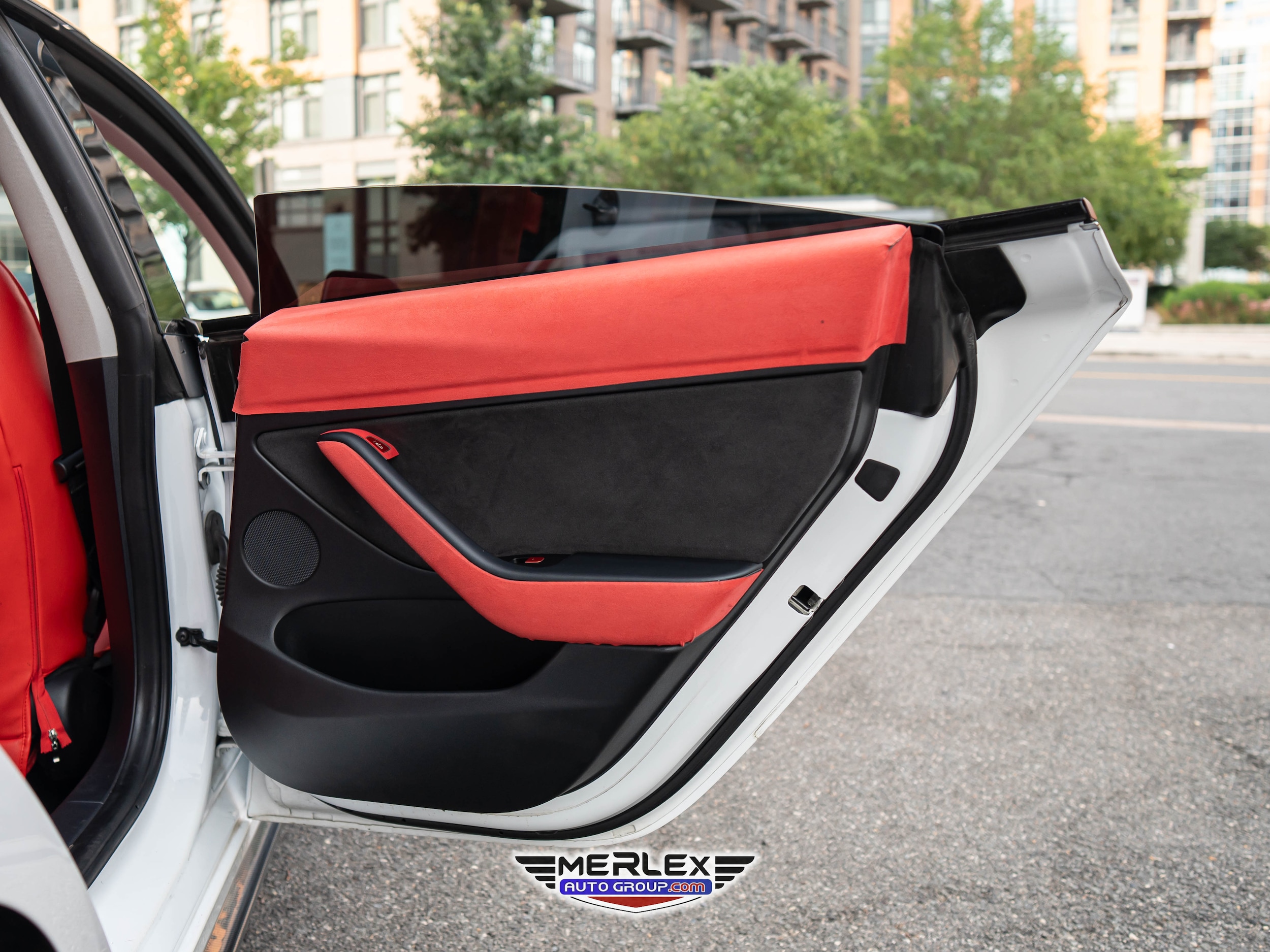 Vehicle image 41 of 49