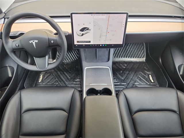 Vehicle image 18 of 33