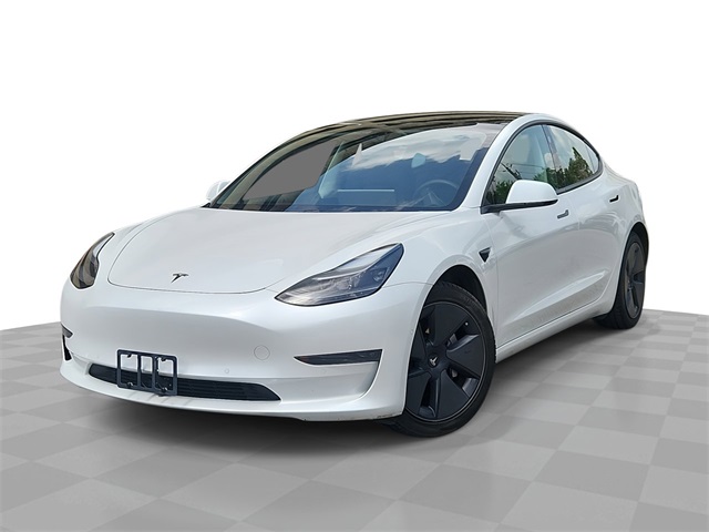 Vehicle image 2 of 33