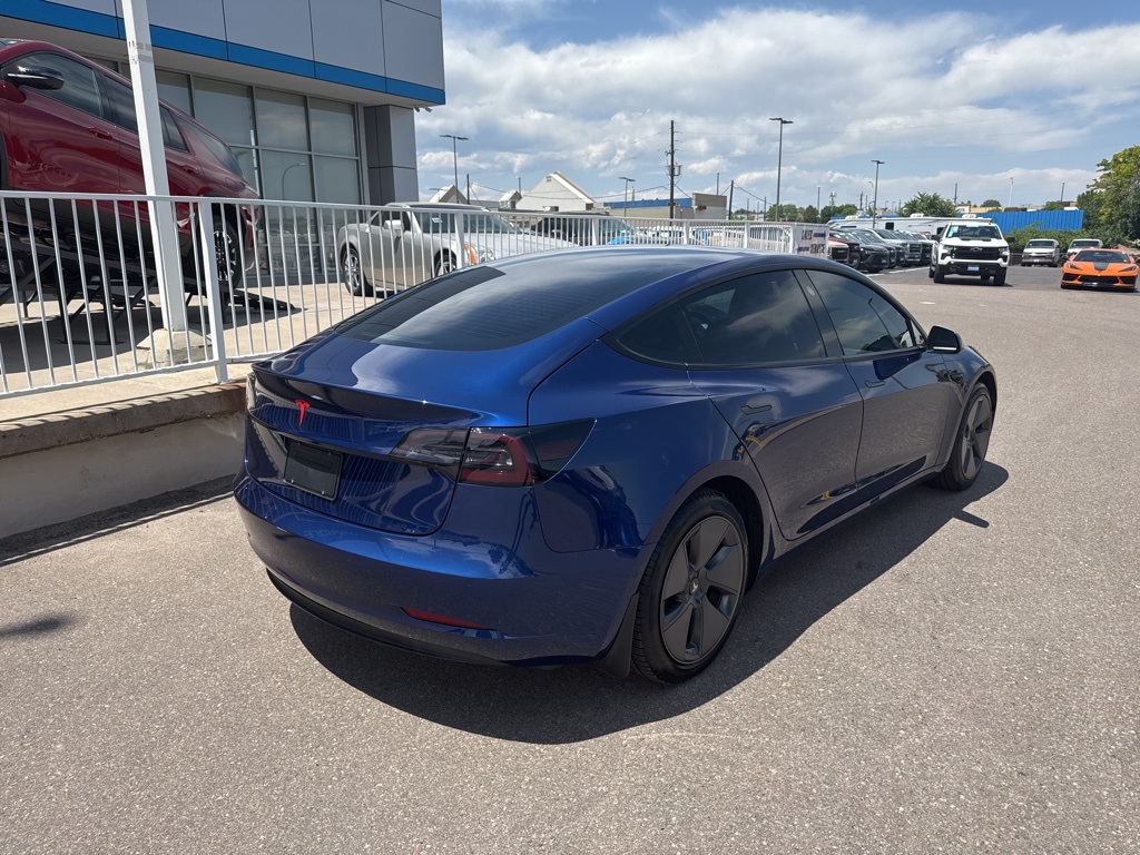 Vehicle image 3 of 34