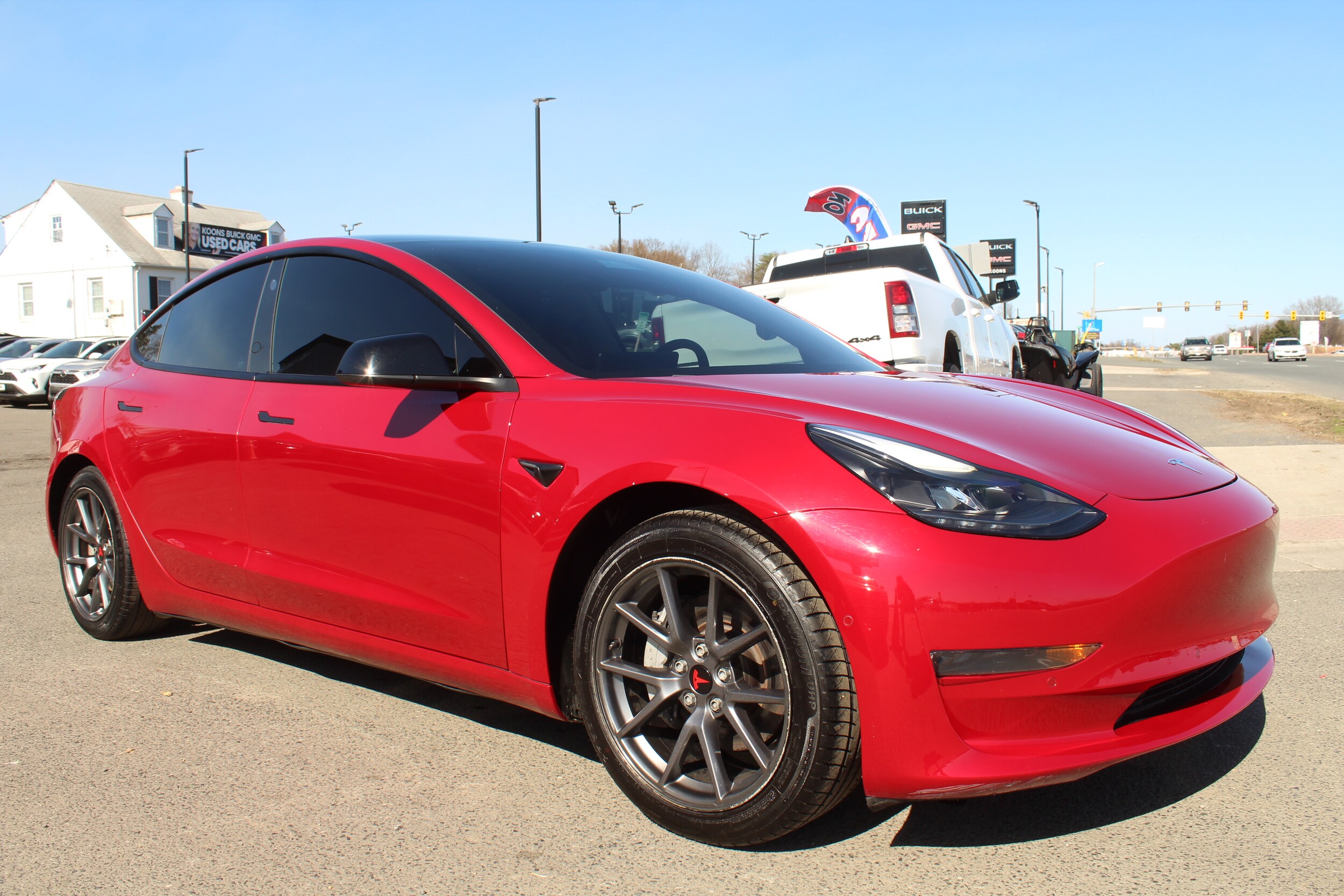 2021 Tesla Model 3 Standard Range Plus Image 2 of 27