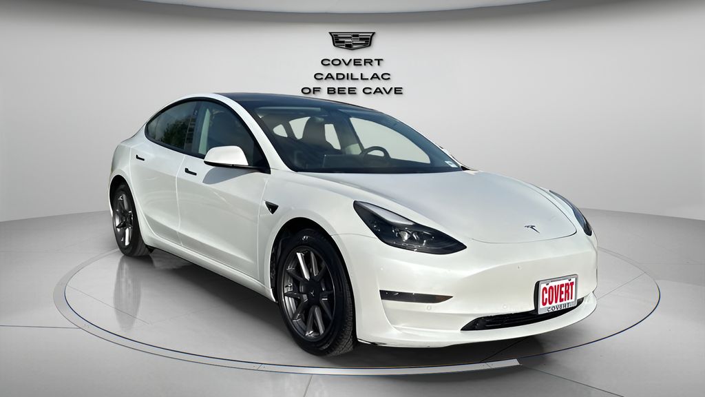 Vehicle image 4 of 34