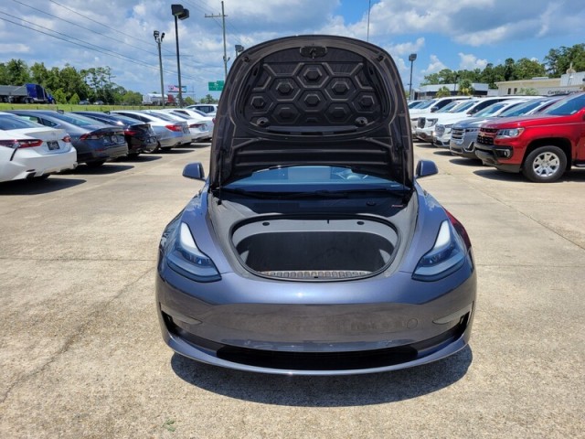 Vehicle image 34 of 35