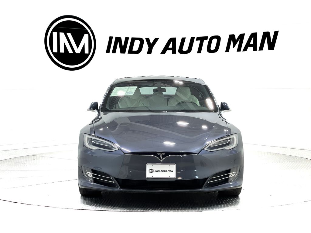 Vehicle image 2 of 37